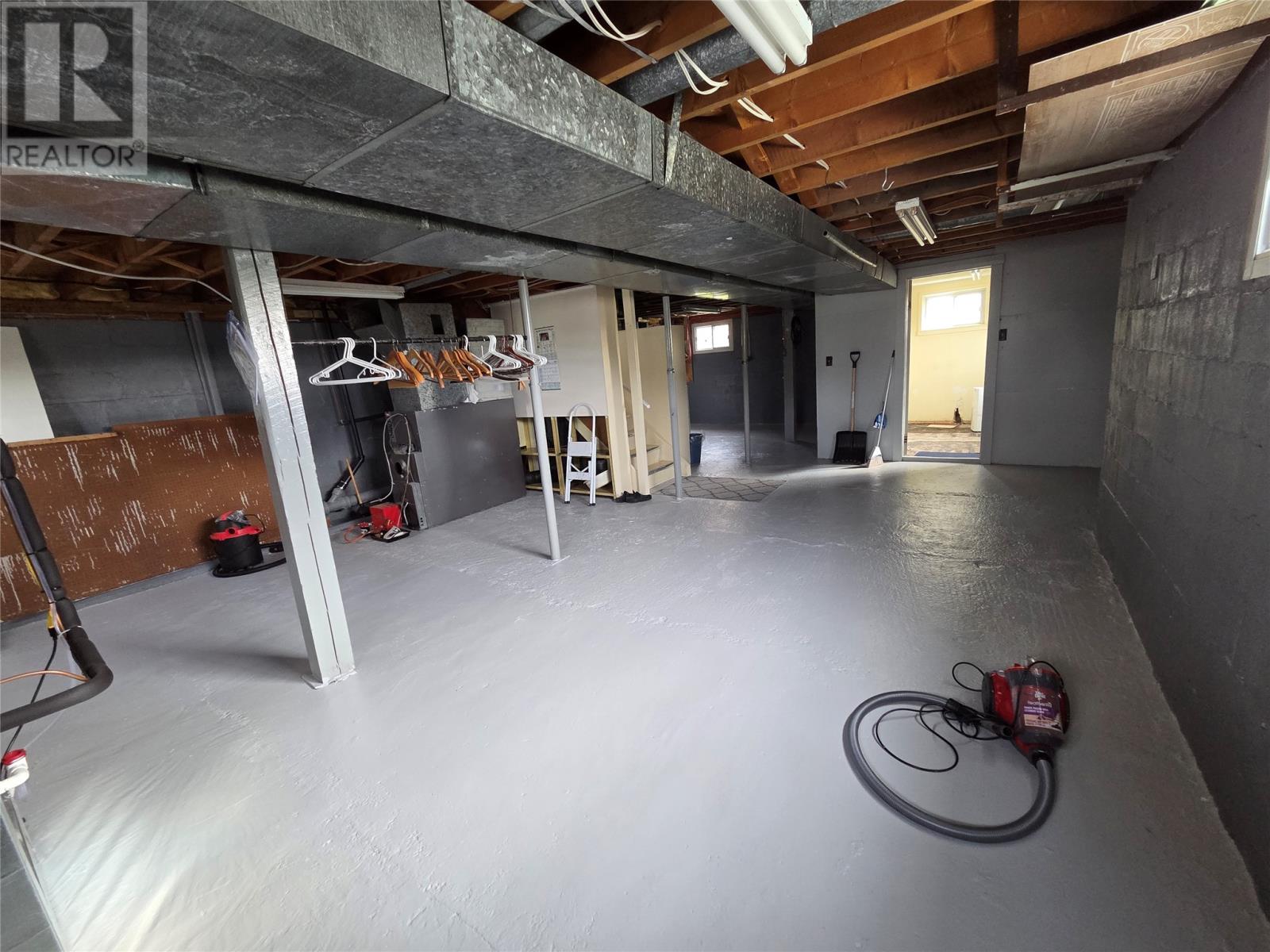 4 Circular Road Property Photo 29