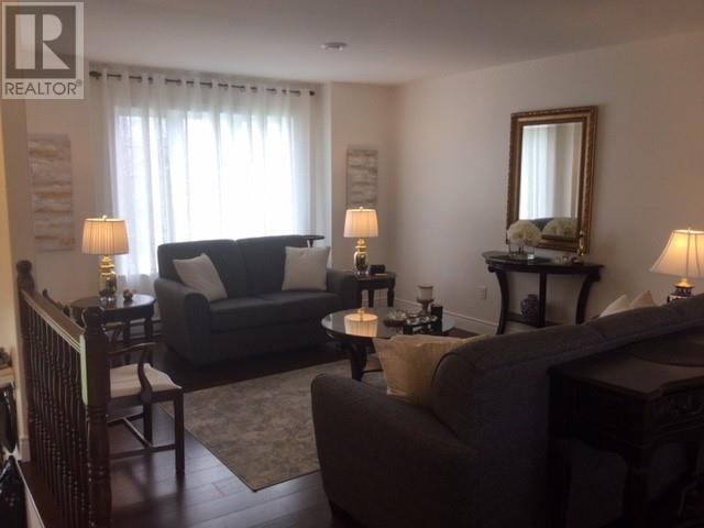 15 Canso Place Property Photo 6