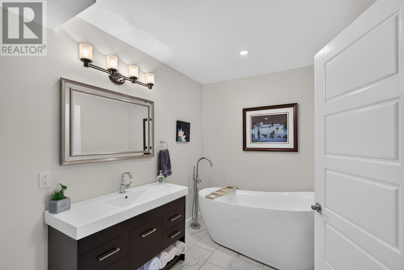 199a Bonds Path Property Photo 17