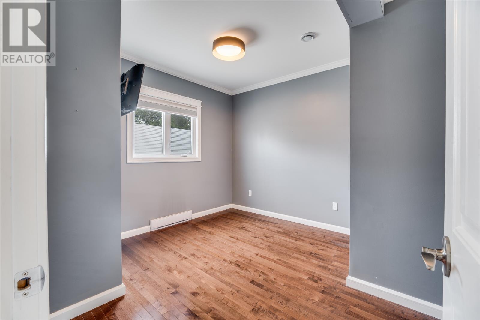 239 Craigmillar Avenue Unit#103 Property Photo 8
