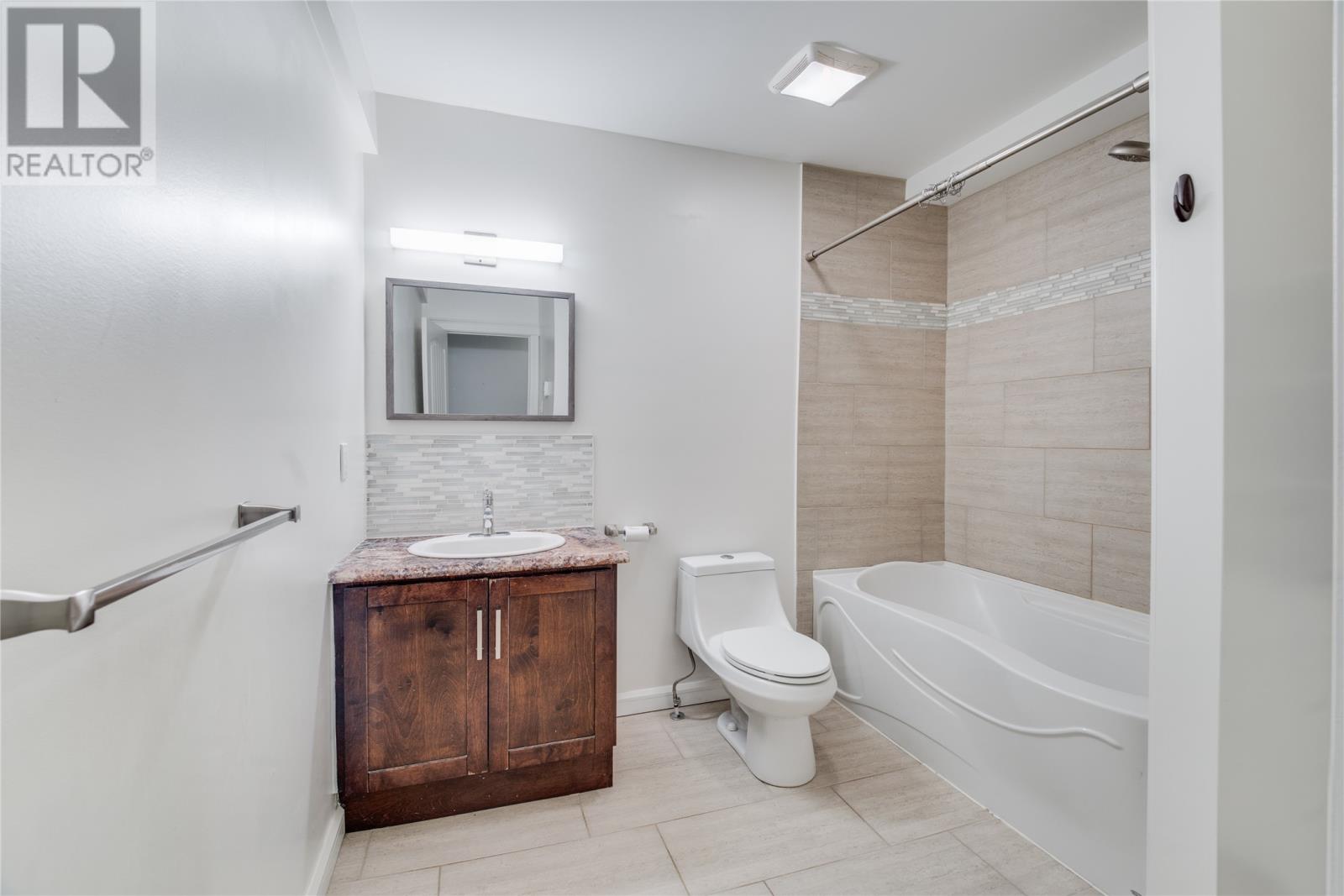239 Craigmillar Avenue Unit#103 Property Photo 9