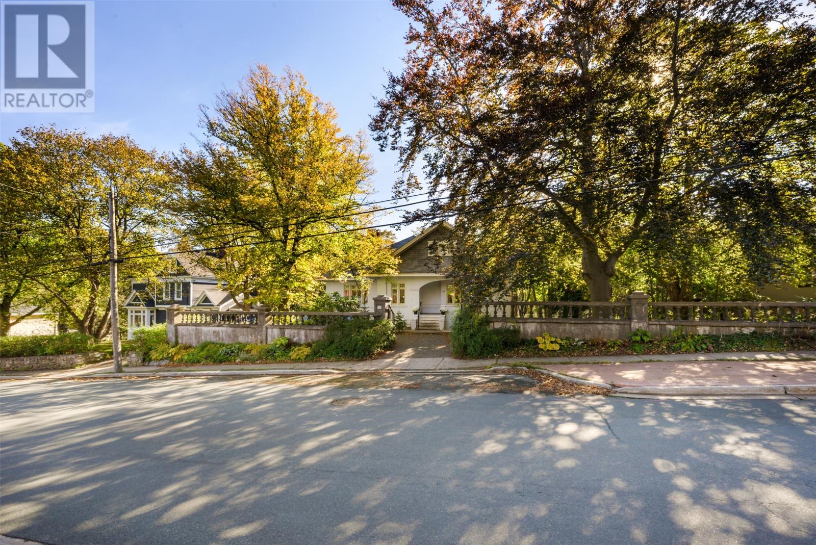 35 Topsail Road Property Photo 1