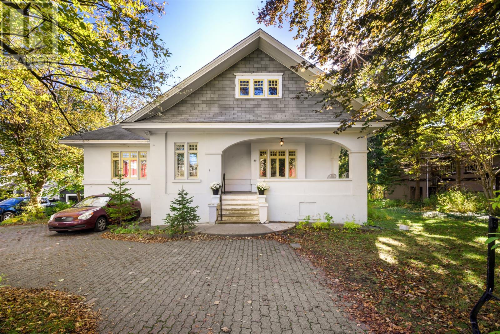 35 Topsail Road Property Photo 2