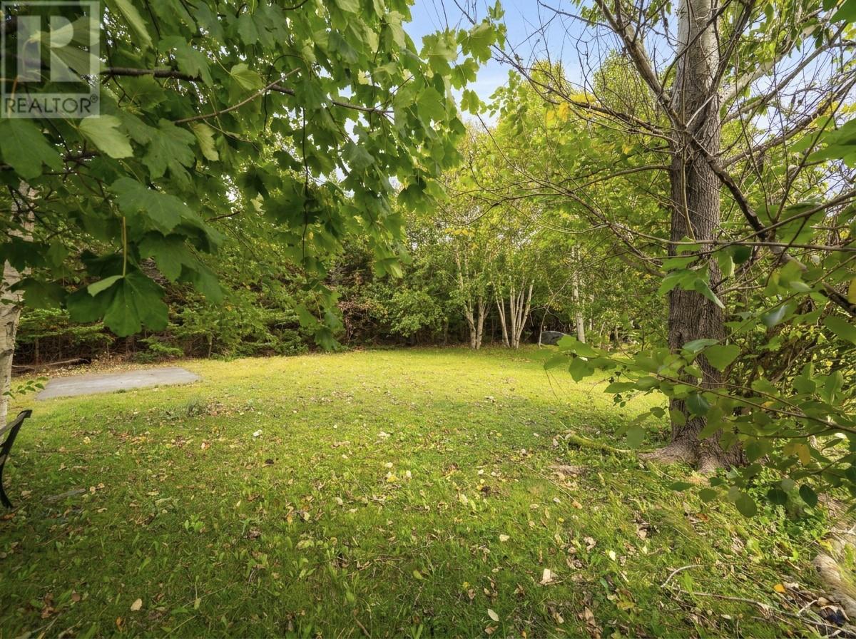 23-25 Heneys Pond Road Property Photo 5