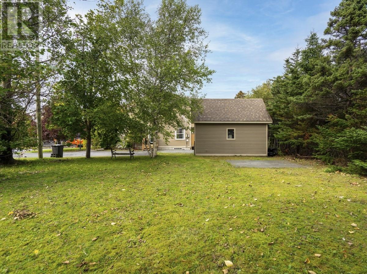 23-25 Heneys Pond Road Property Photo 6