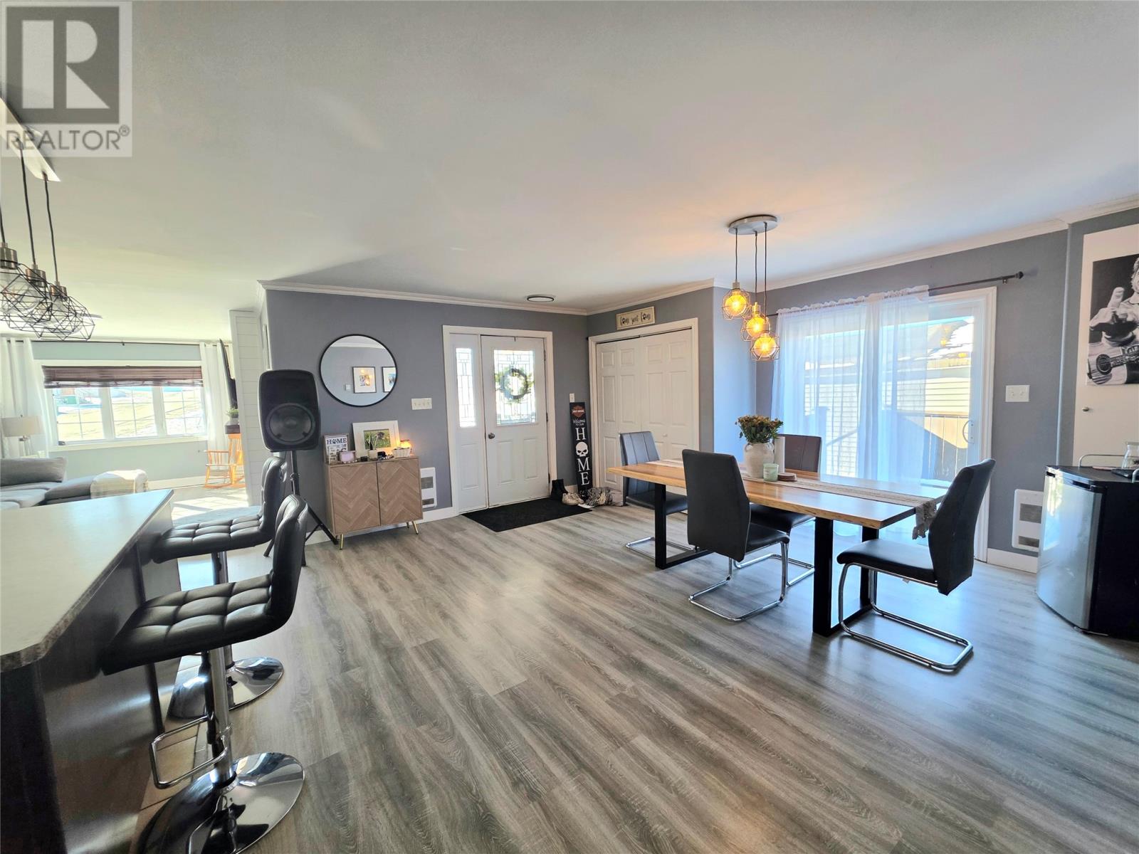 82 Bond Street Property Photo 6