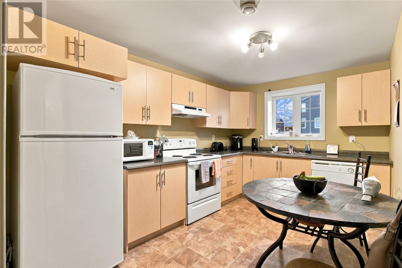 12 Green Way Property Photo 26