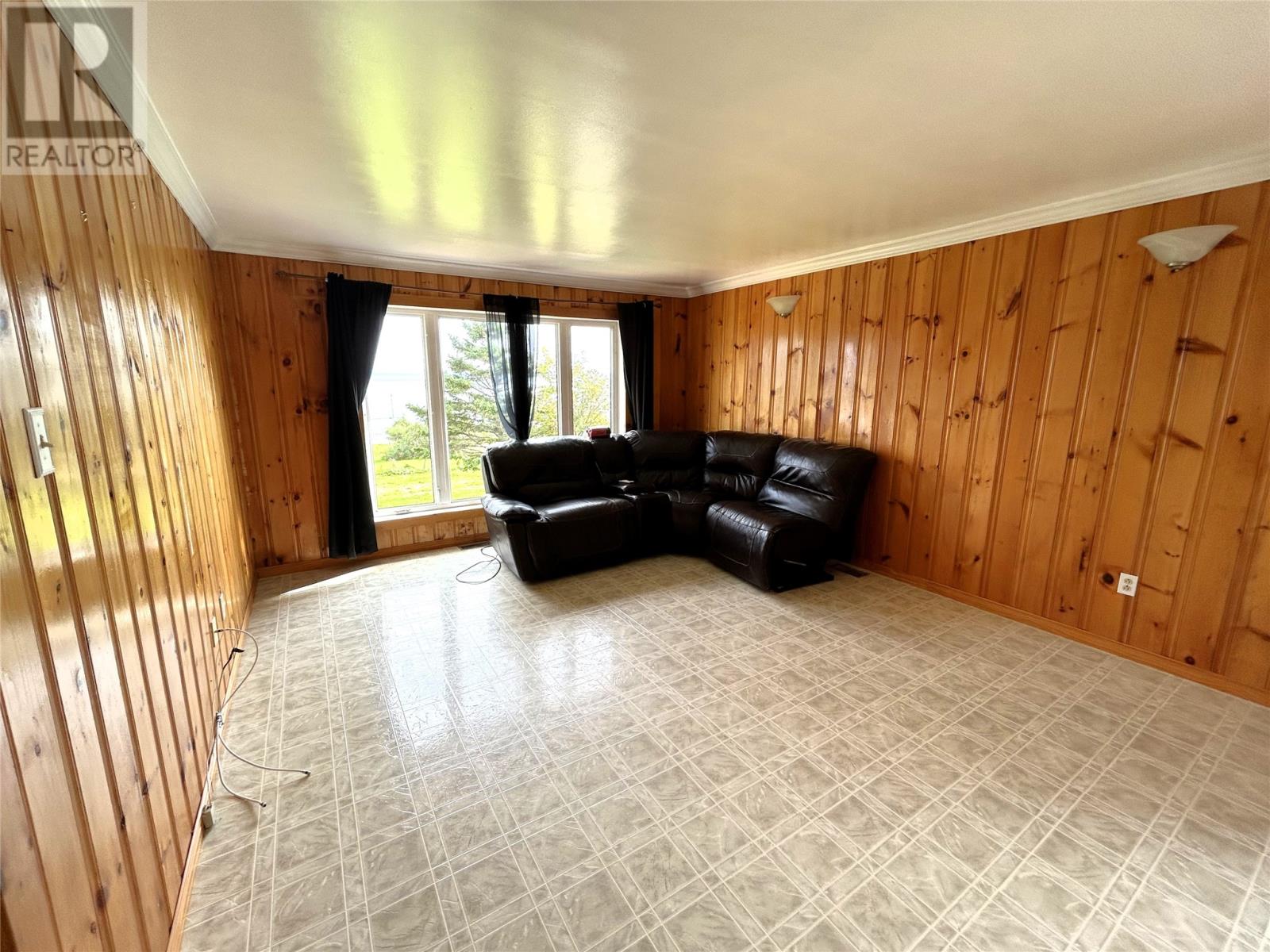 6 Chaissons Lane Property Photo 8