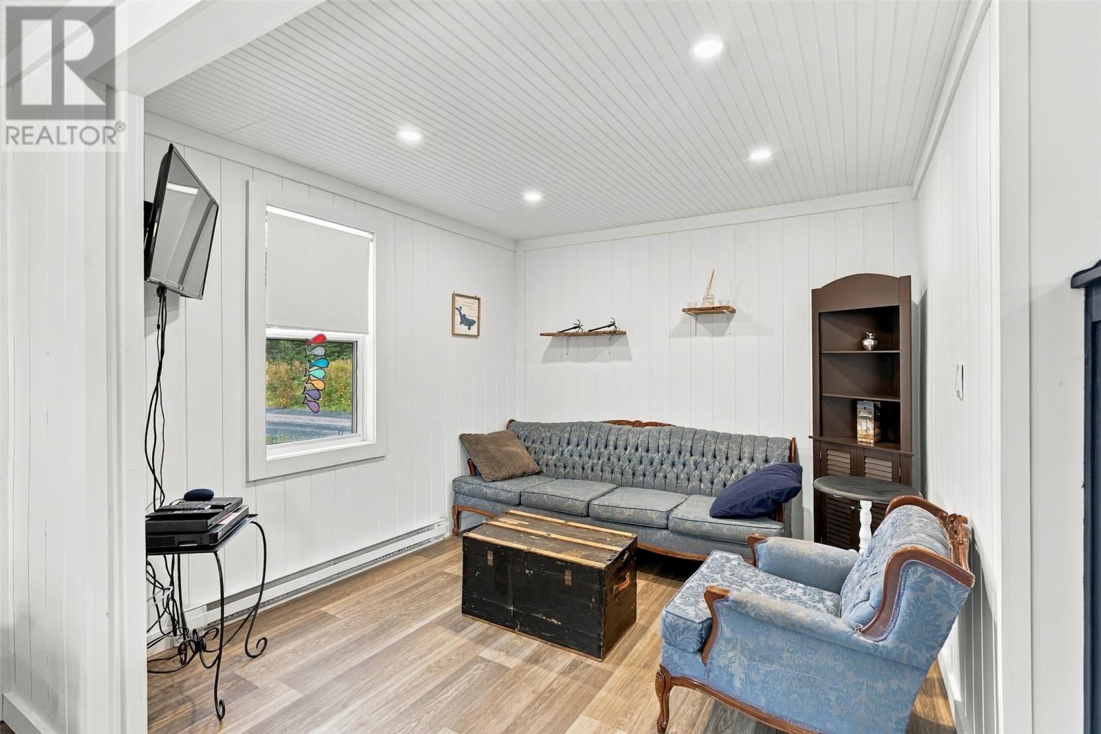 17 Woodrow's Road Property Photo 19