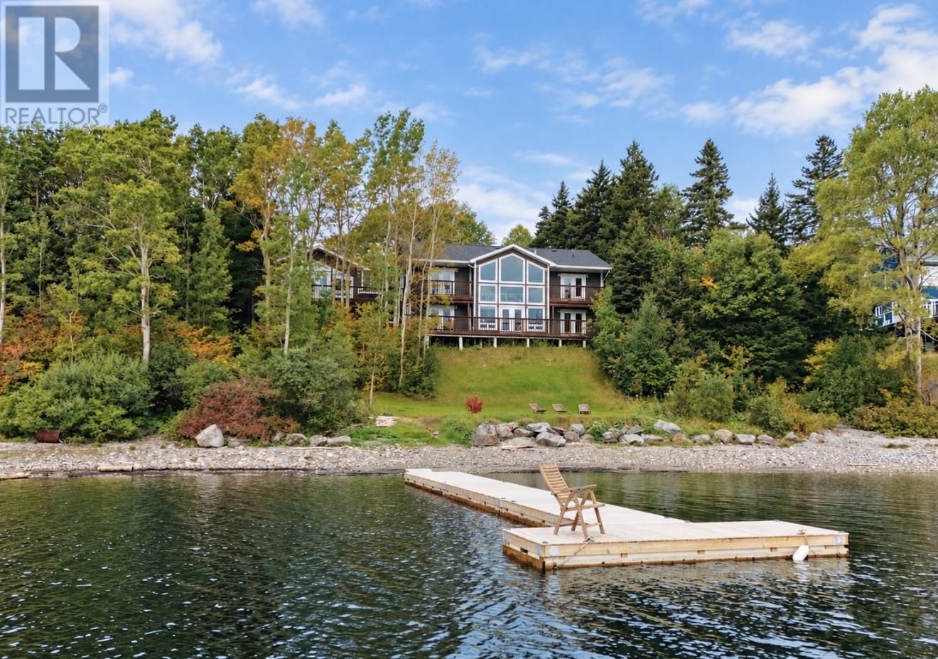 20 Lakeside Drive Photo de la propriété 1