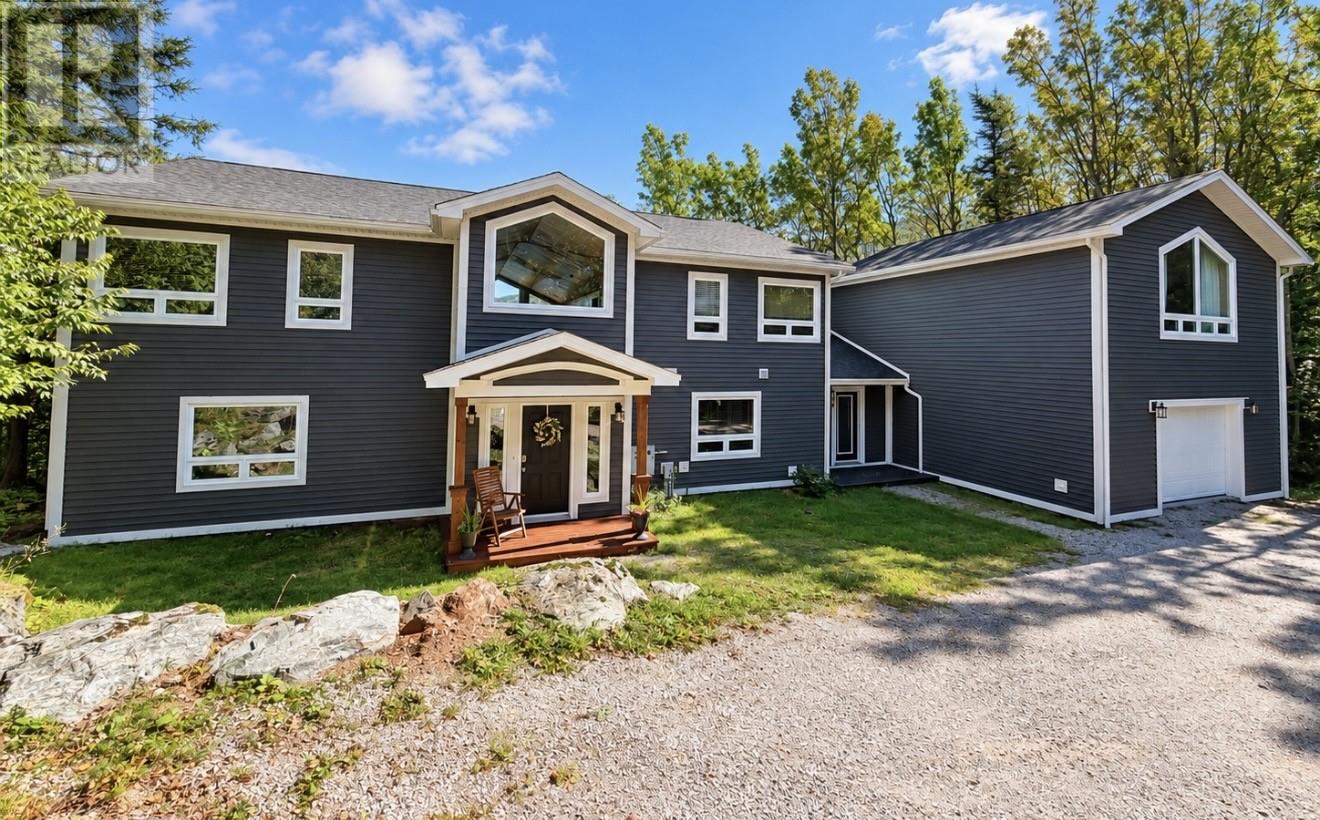 20 Lakeside Drive Property Photo 2