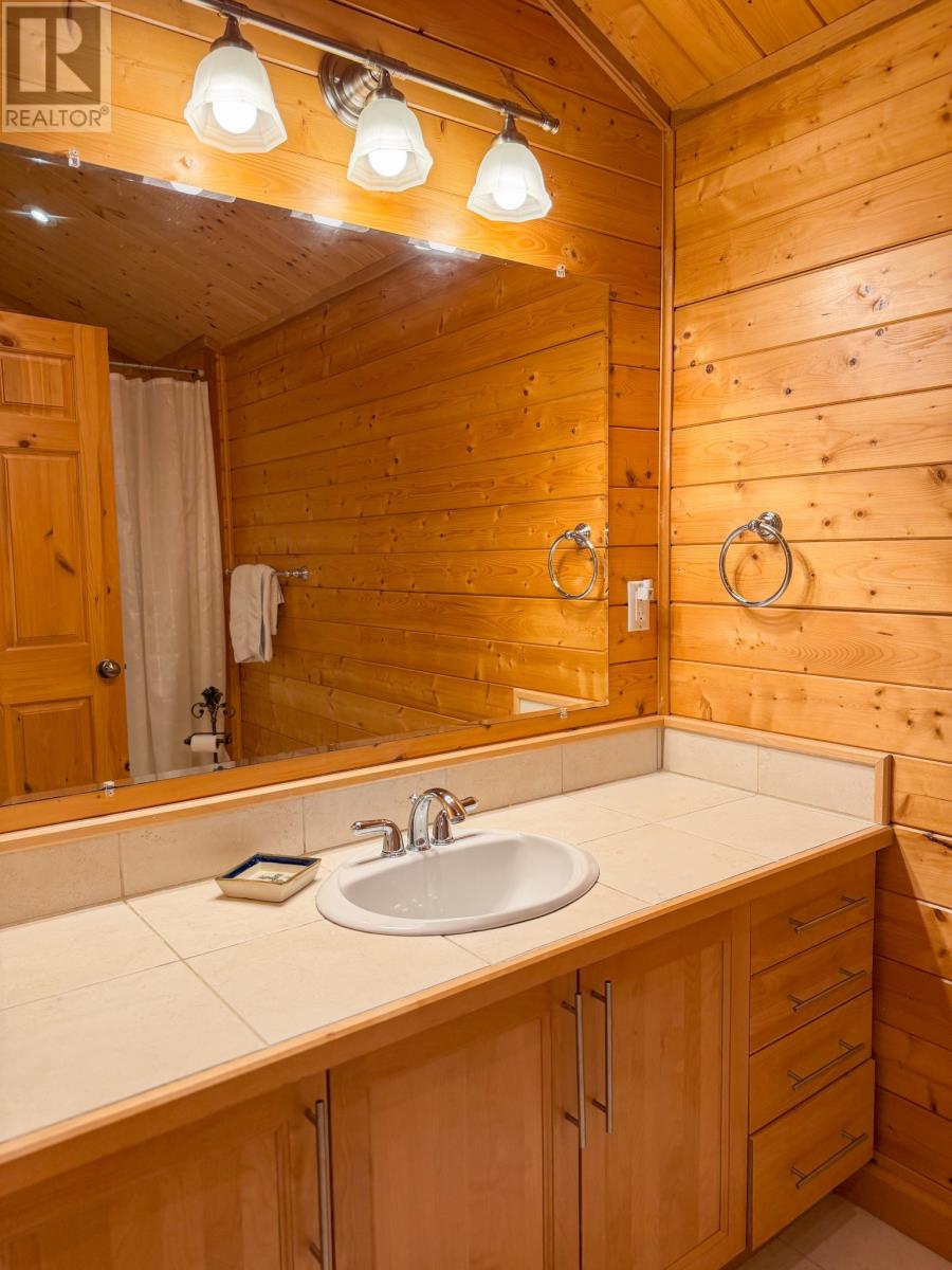 20 Lakeside Drive Property Photo 44