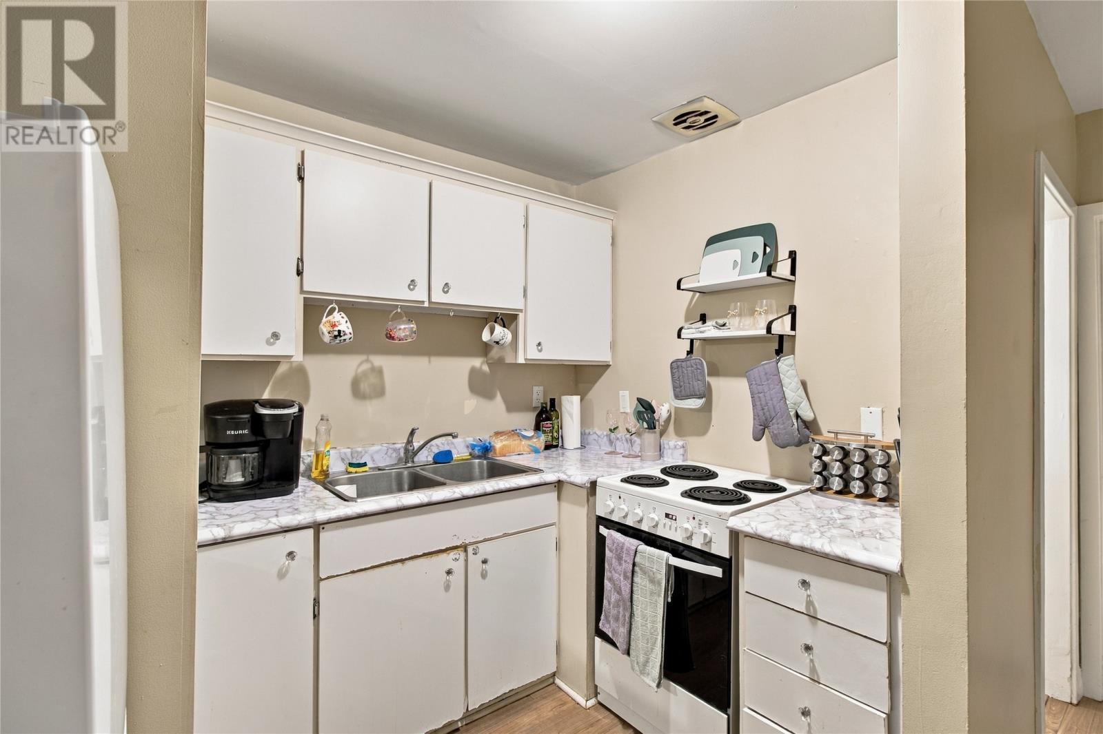 91 Larkhall Street Unit#a412 Property Photo 7