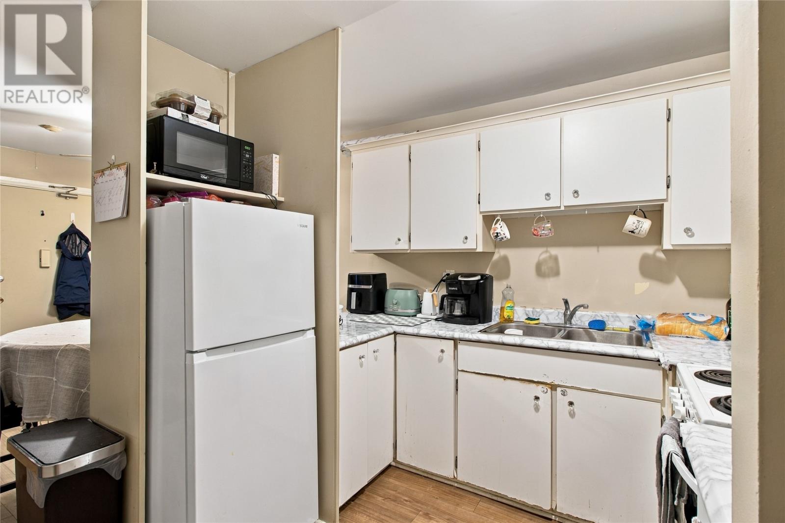 91 Larkhall Street Unit#a412 Property Photo 8