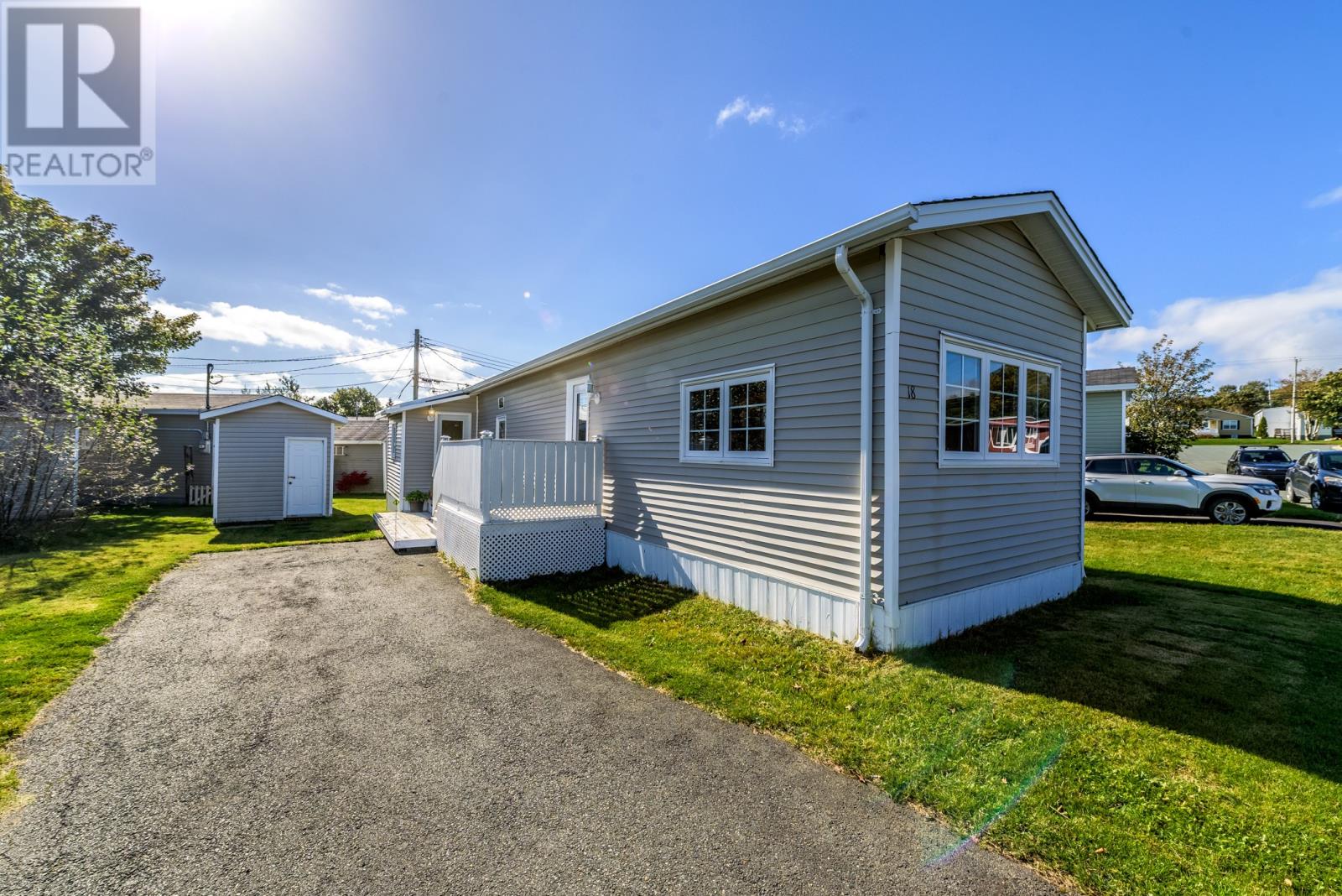 18 Meadowbrook Park Road Property Photo 1