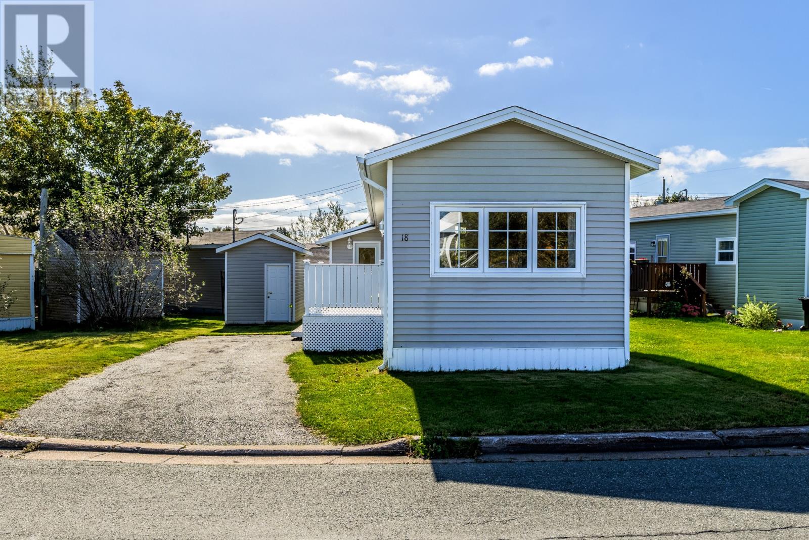 18 Meadowbrook Park Road Property Photo 4