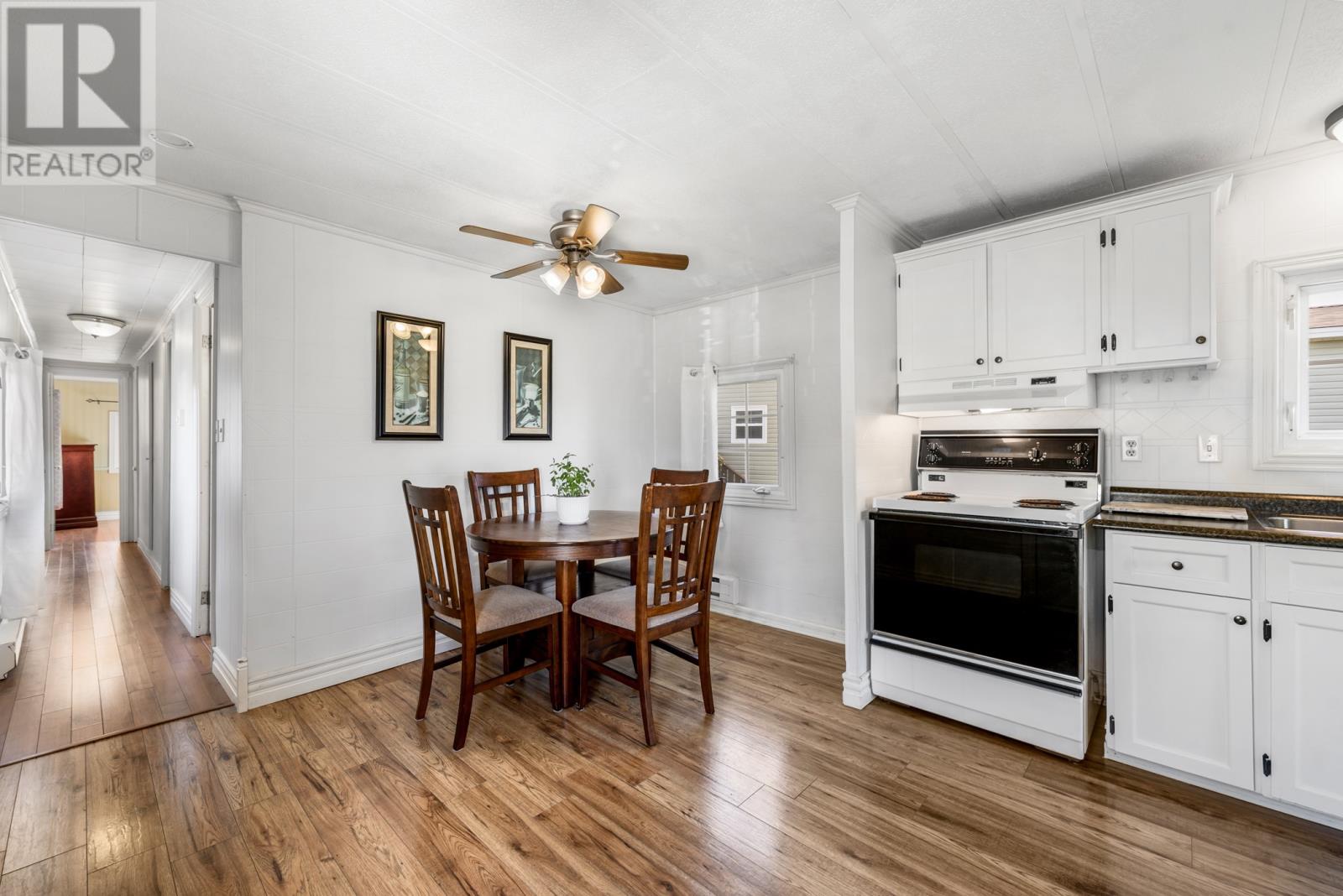18 Meadowbrook Park Road Property Photo 13