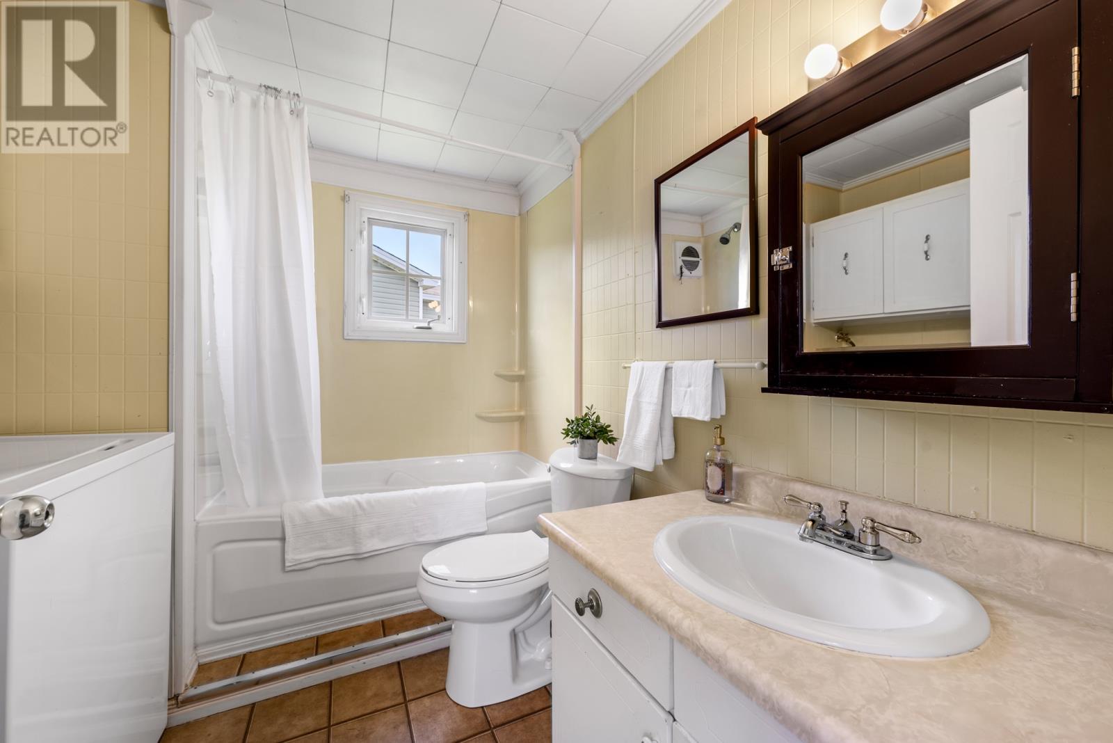 18 Meadowbrook Park Road Property Photo 20
