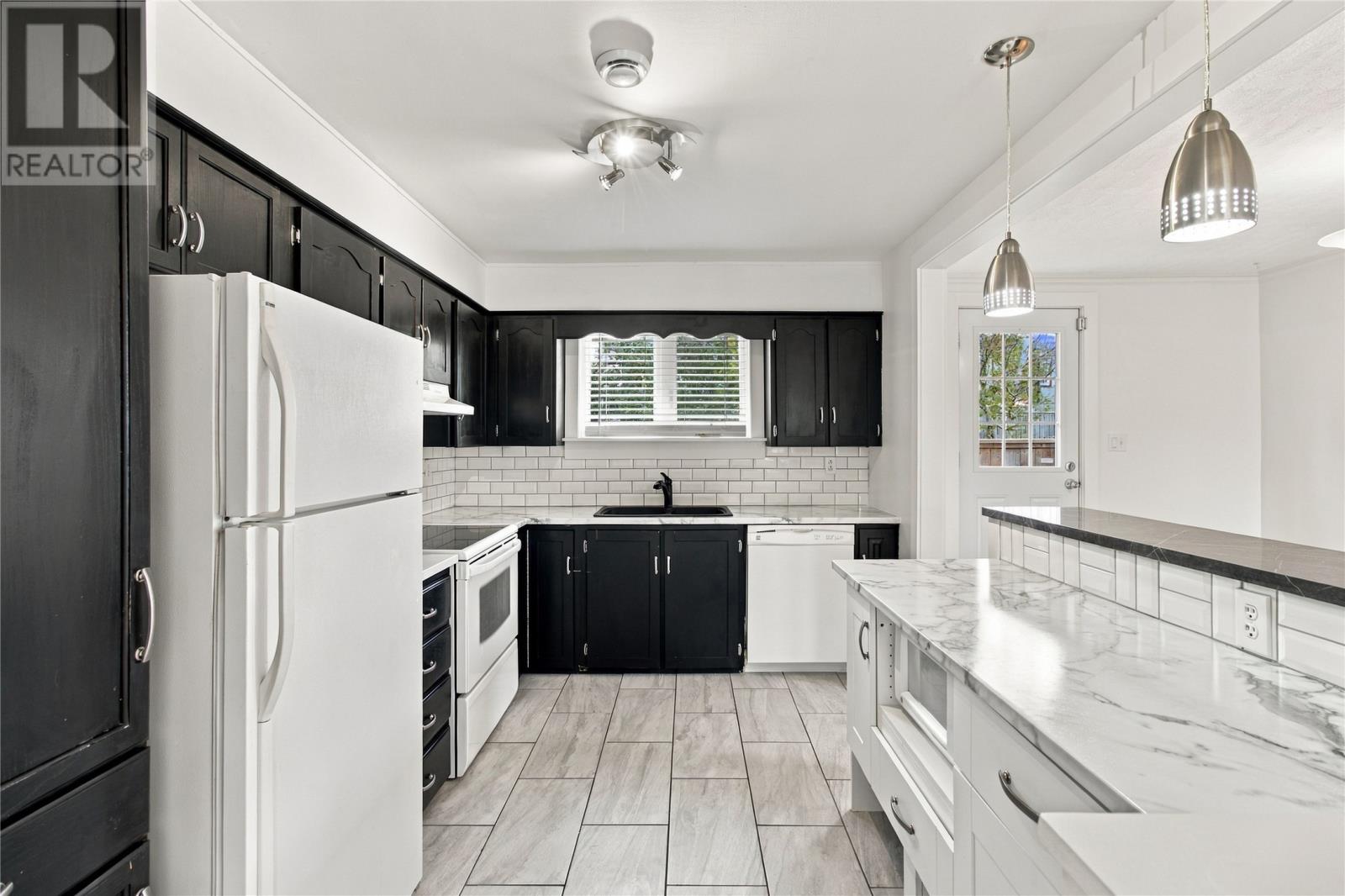 63 Reid Street Property Photo 9