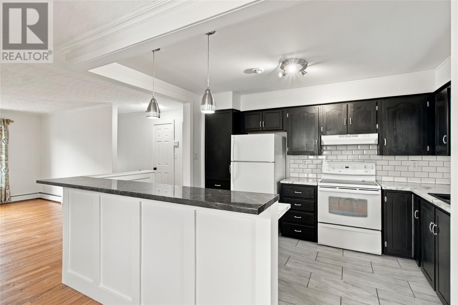 63 Reid Street Property Photo 10