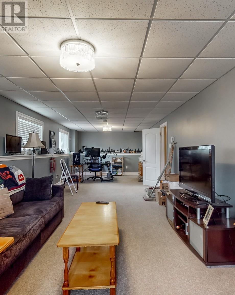 54 Gairlock Street Property Photo 23
