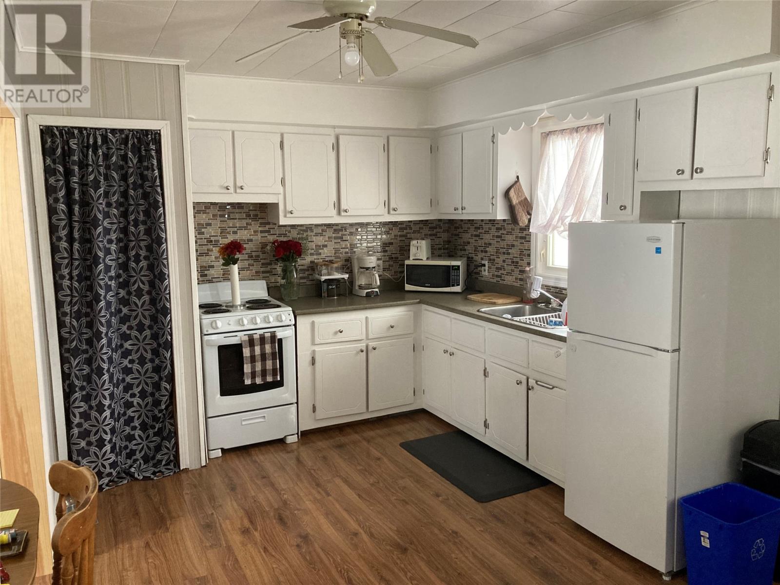 266 Main Road Property Photo 6
