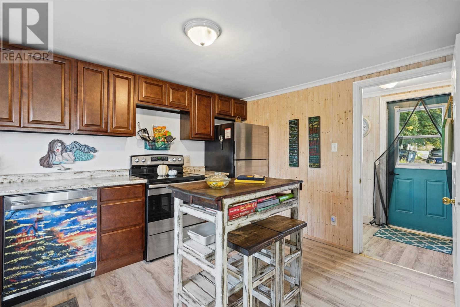 132 Water Street Property Photo 15