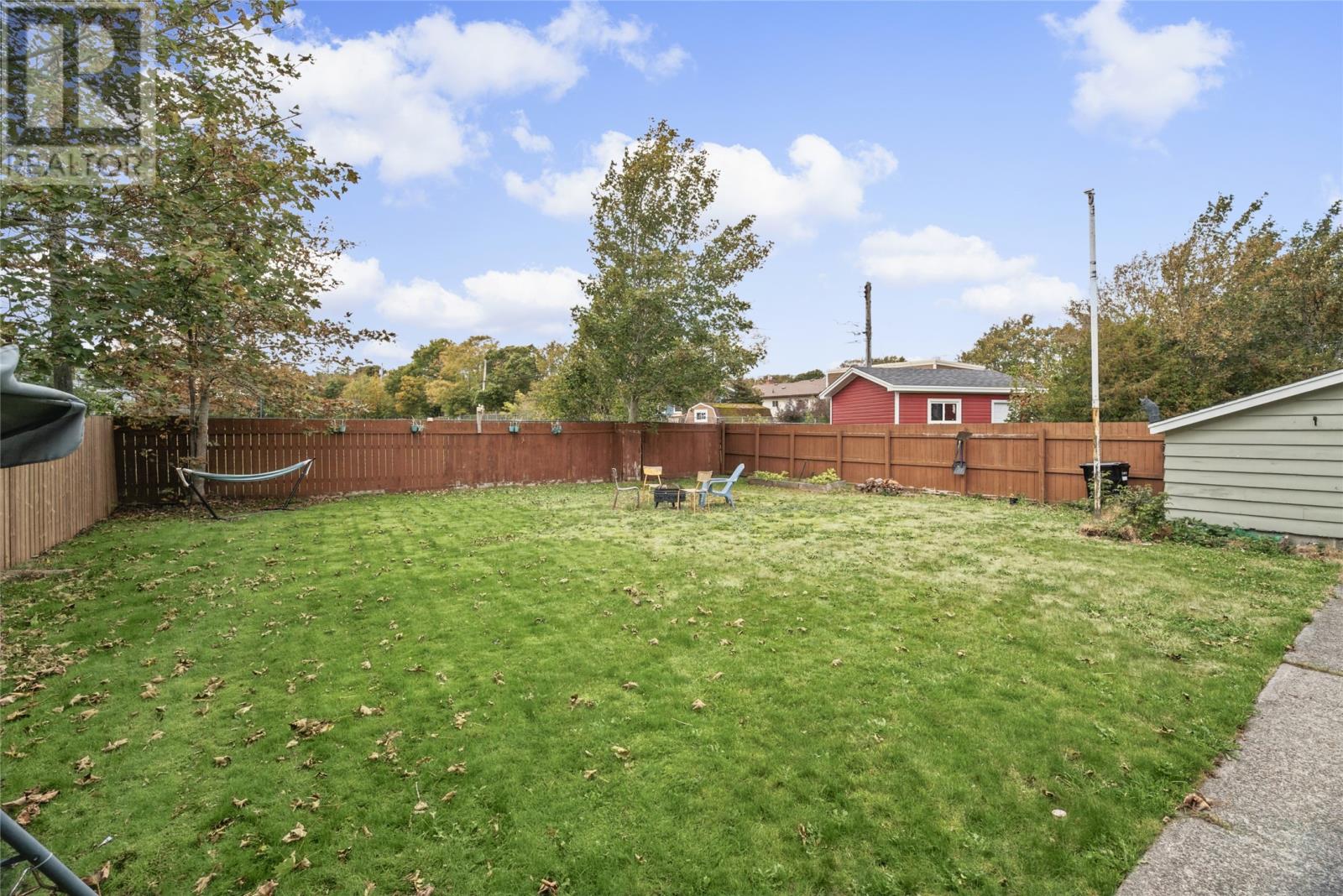 10 Johnson Crescent Property Photo 4