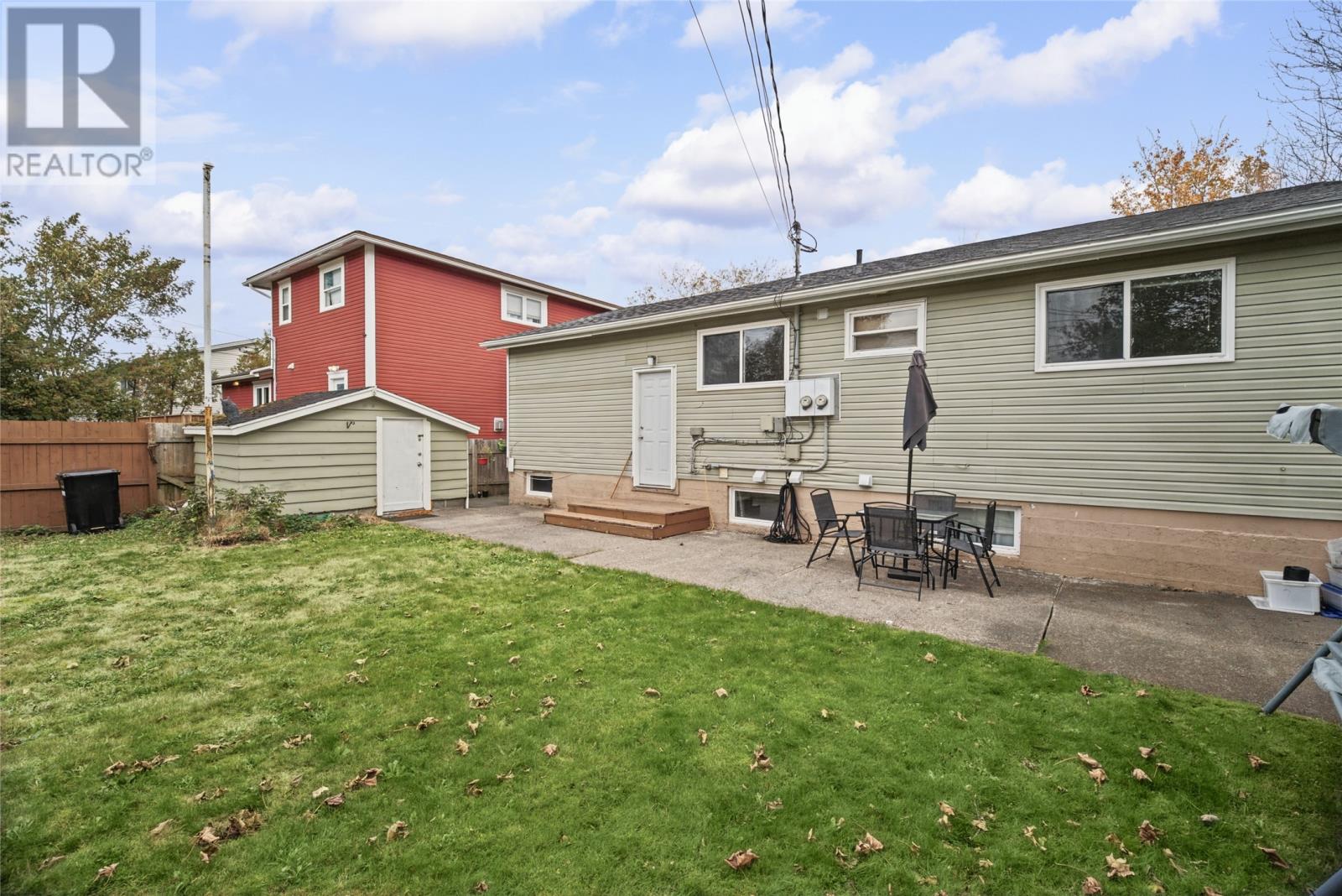 10 Johnson Crescent Property Photo 6