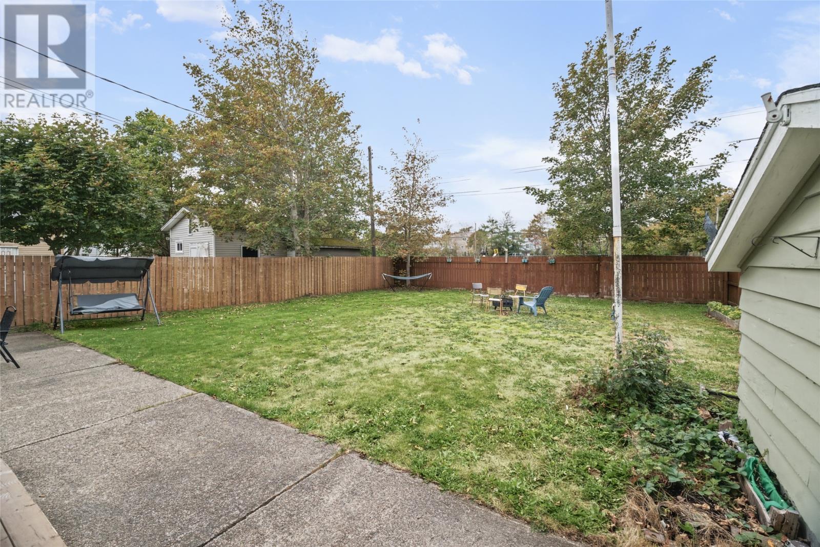 10 Johnson Crescent Property Photo 10