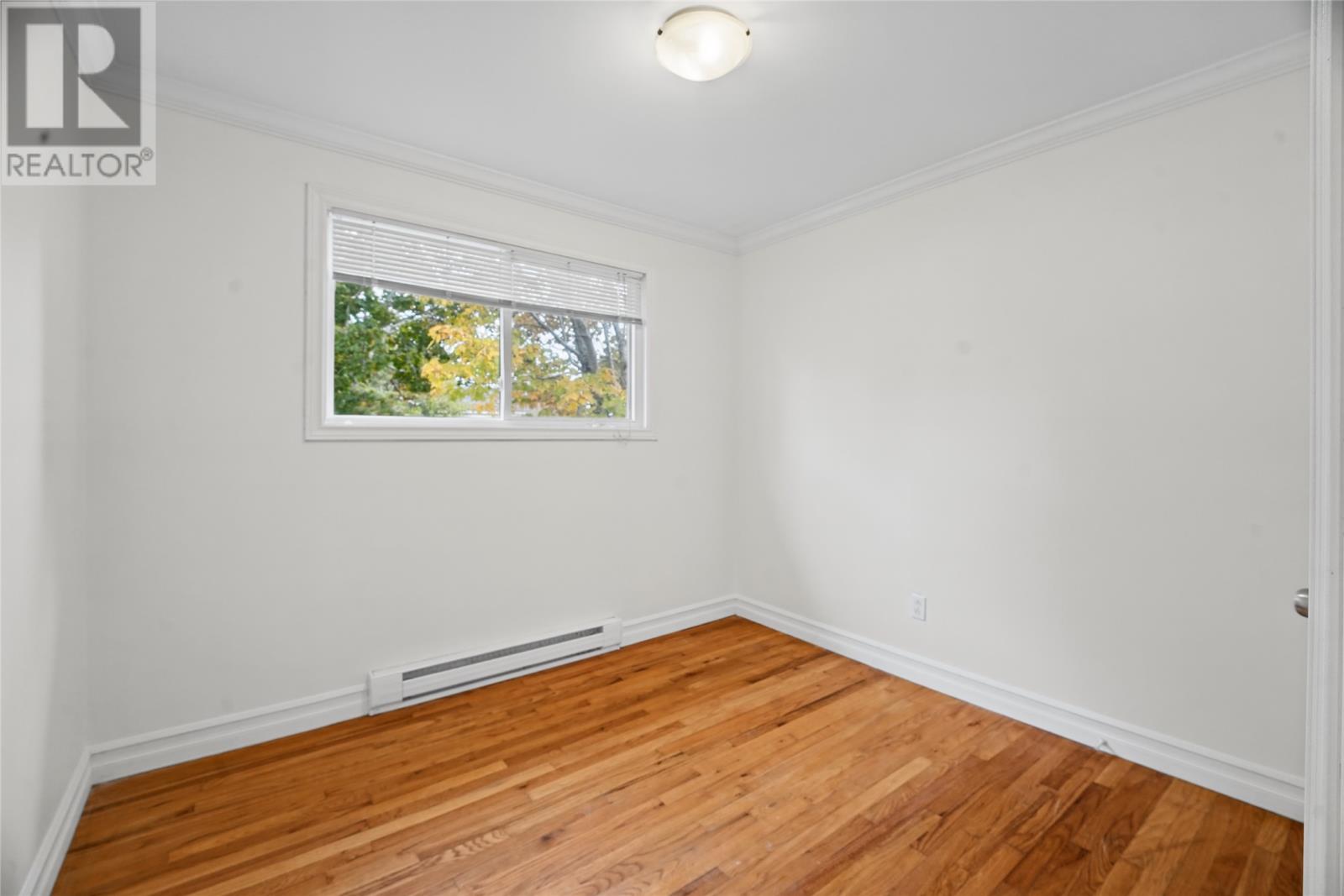 10 Johnson Crescent Property Photo 24