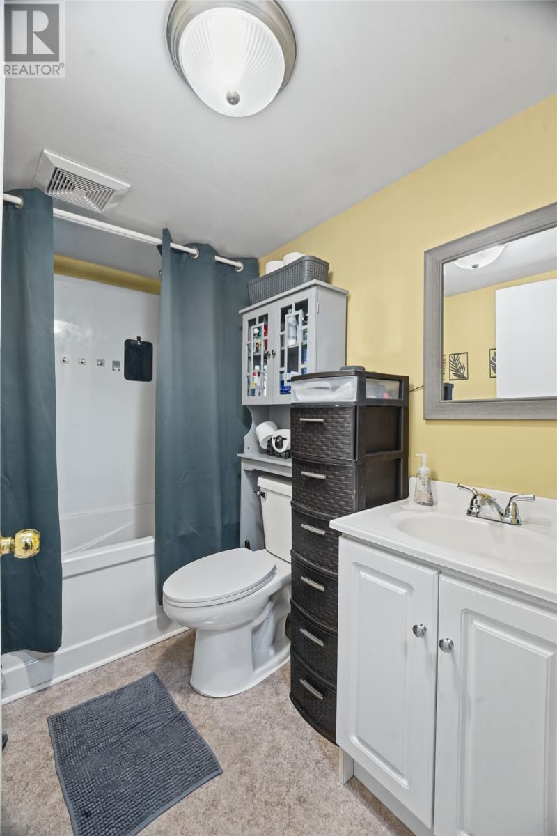 10 Johnson Crescent Property Photo 36