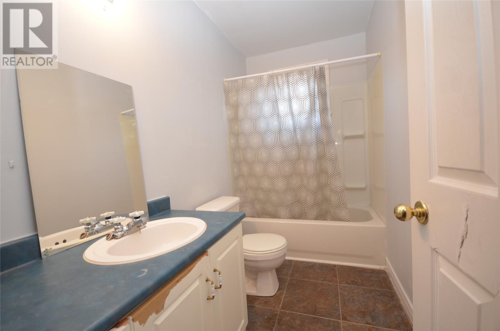 39 Kelliview Crescent Property Photo 18