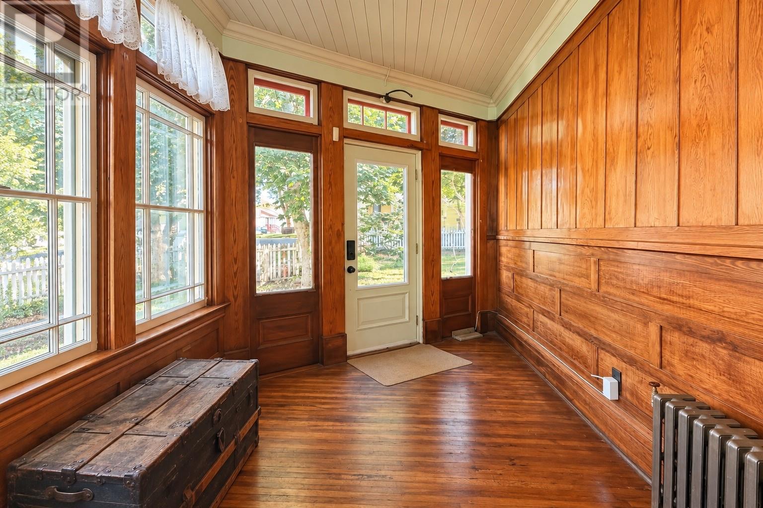72 Water Street Property Photo 14