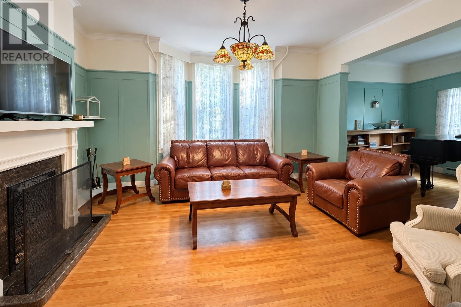 72 Water Street Property Photo 17