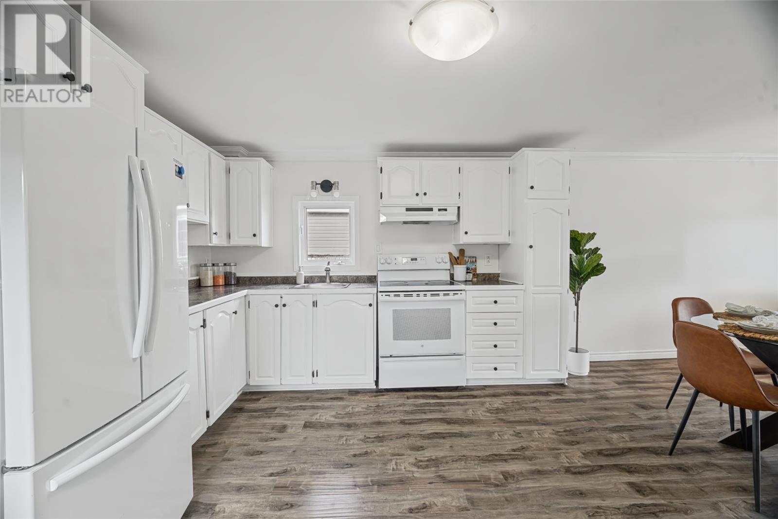 14 Ashgrove Drive Property Photo 8