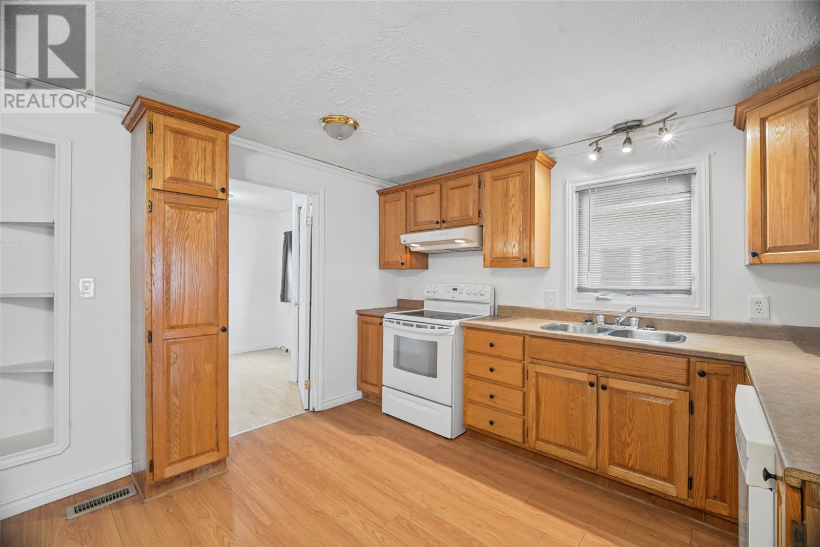 11 Hussey Drive Property Photo 3