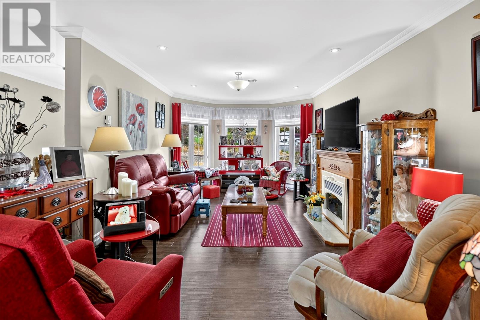 5 Shea Place Property Photo 14