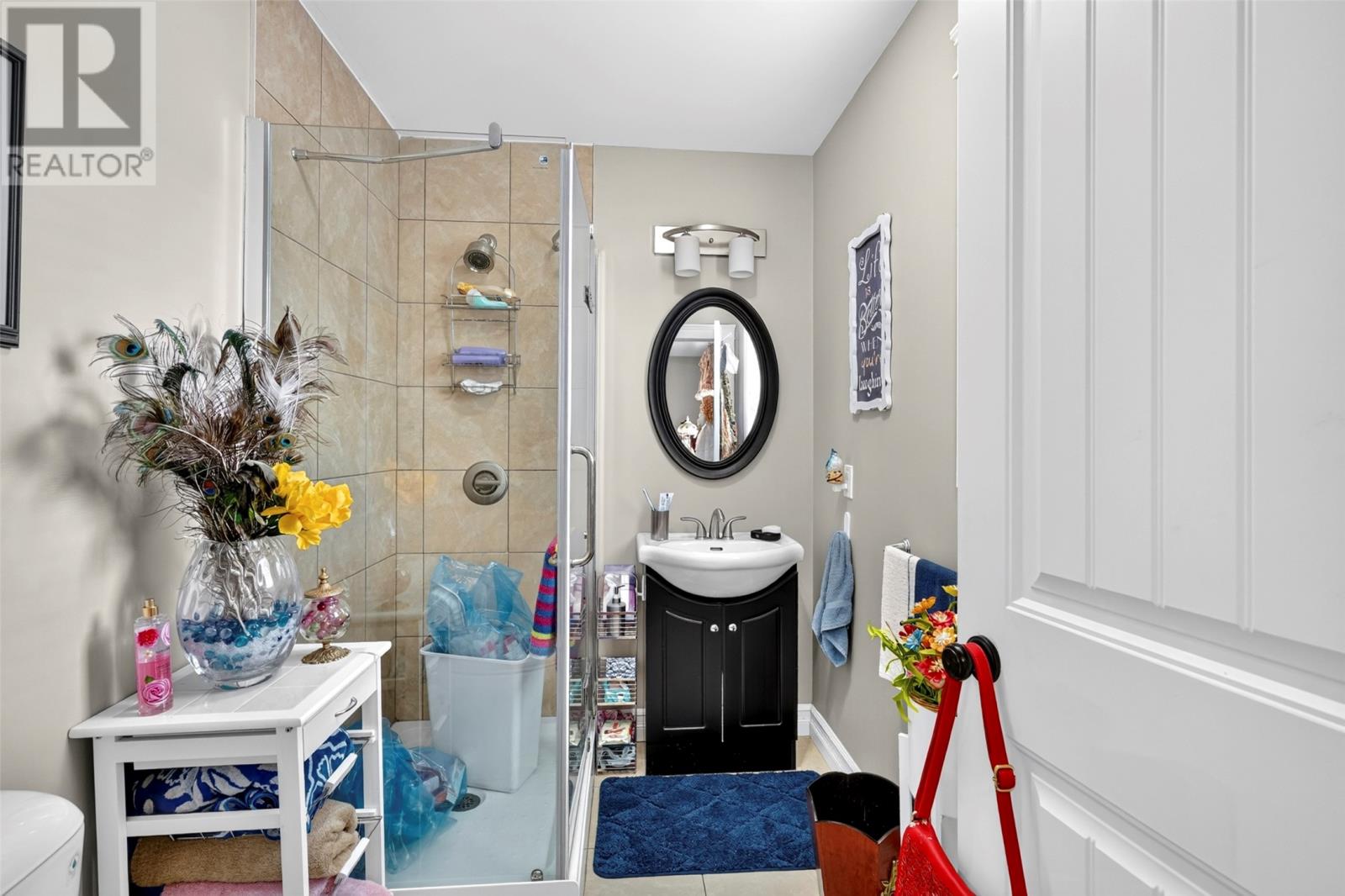 5 Shea Place Property Photo 17
