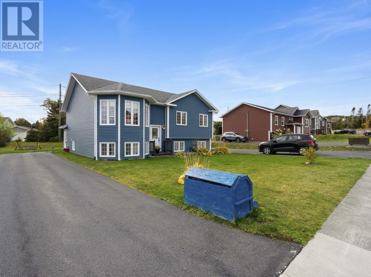 5 Shea Place Property Photo 33