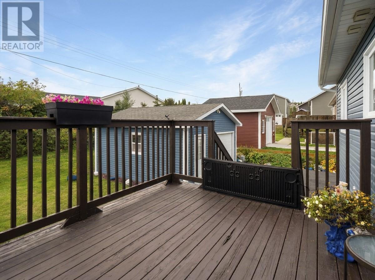 5 Shea Place Property Photo 37