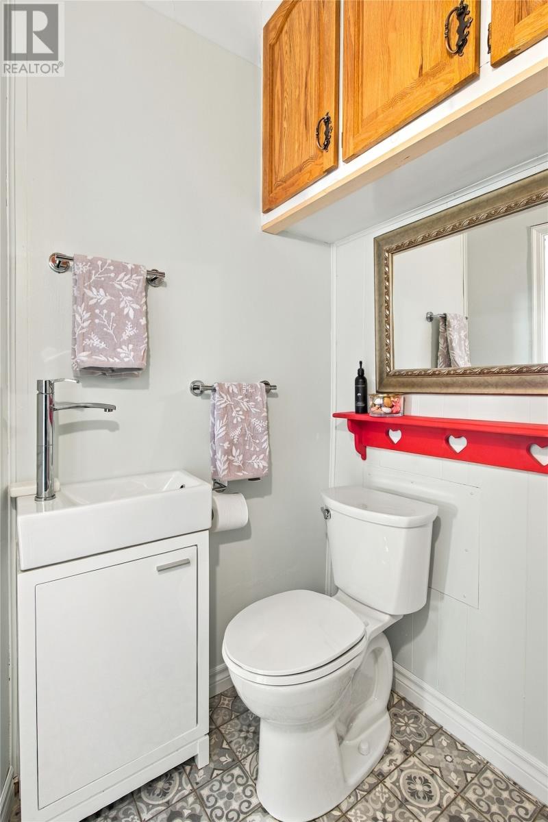 16 Cavell Avenue Property Photo 16