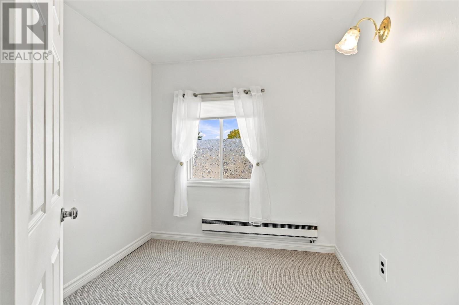 16 Cavell Avenue Property Photo 25
