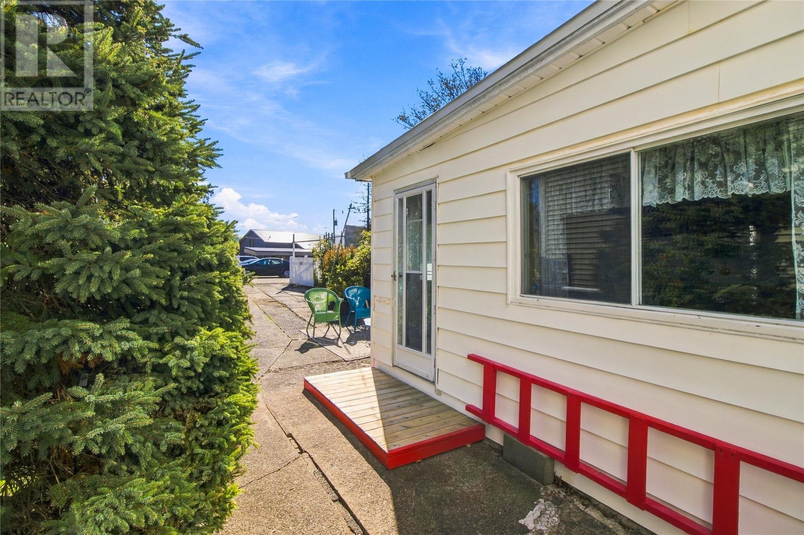 16 Cavell Avenue Property Photo 26