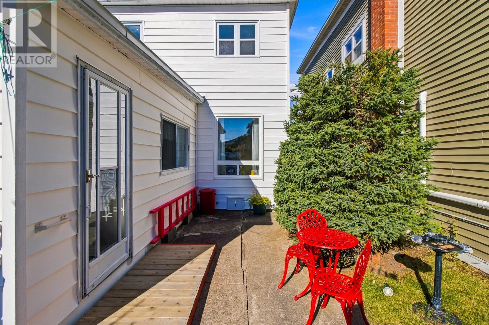 16 Cavell Avenue Property Photo 27
