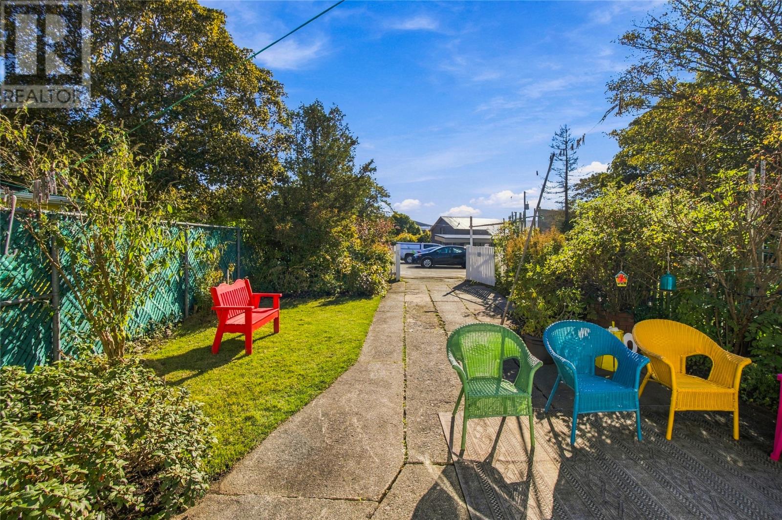 16 Cavell Avenue Property Photo 30