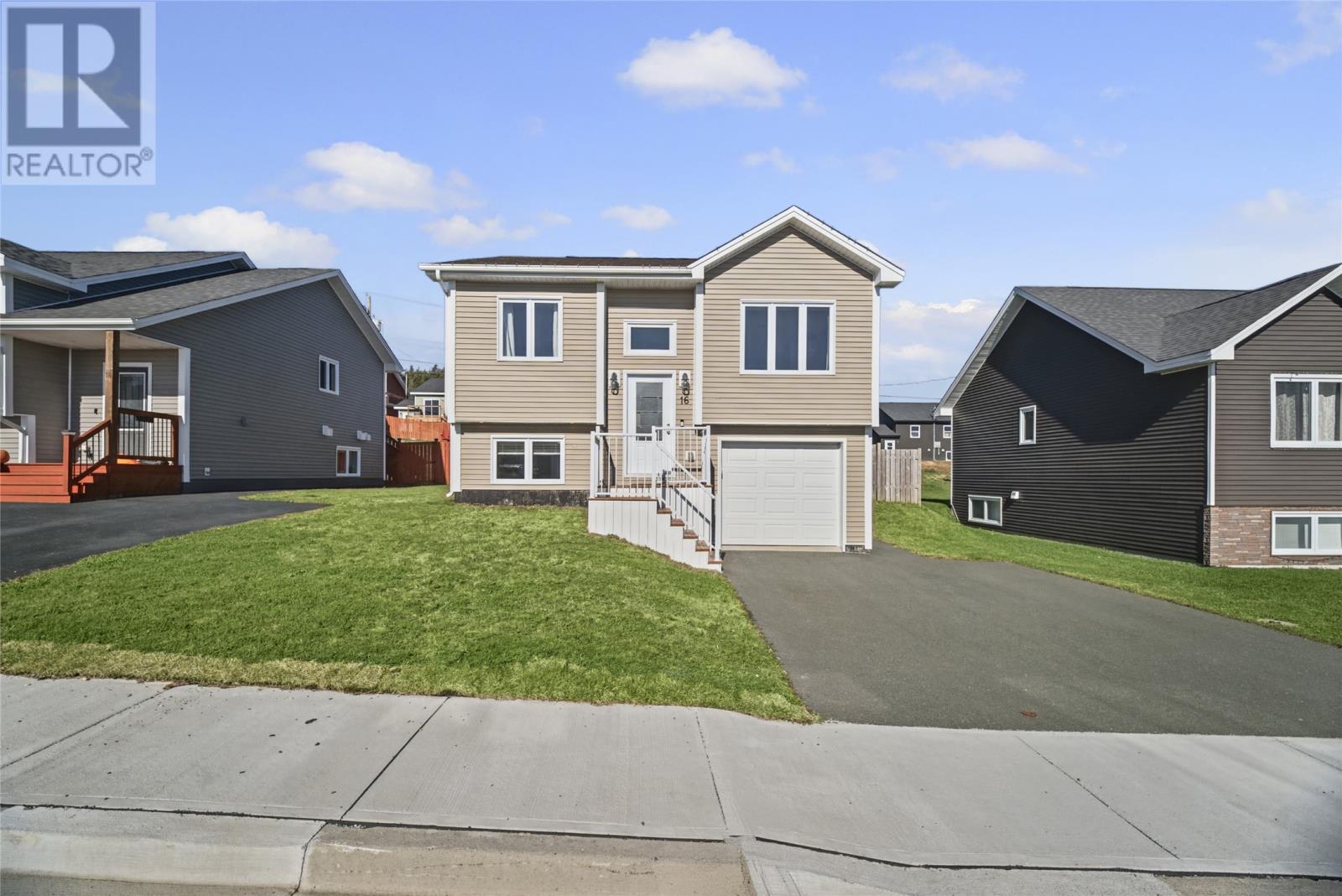 16 Shriners Road Property Photo 1