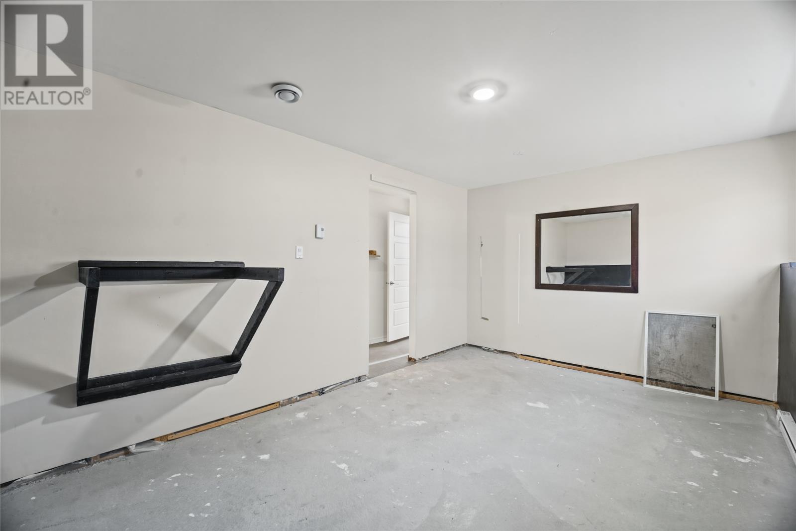16 Shriners Road Property Photo 12