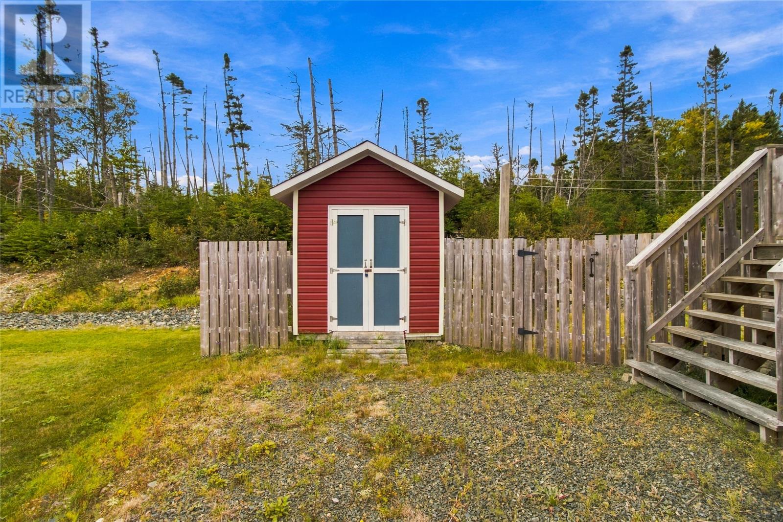 19 Dennis' Road Property Photo 27