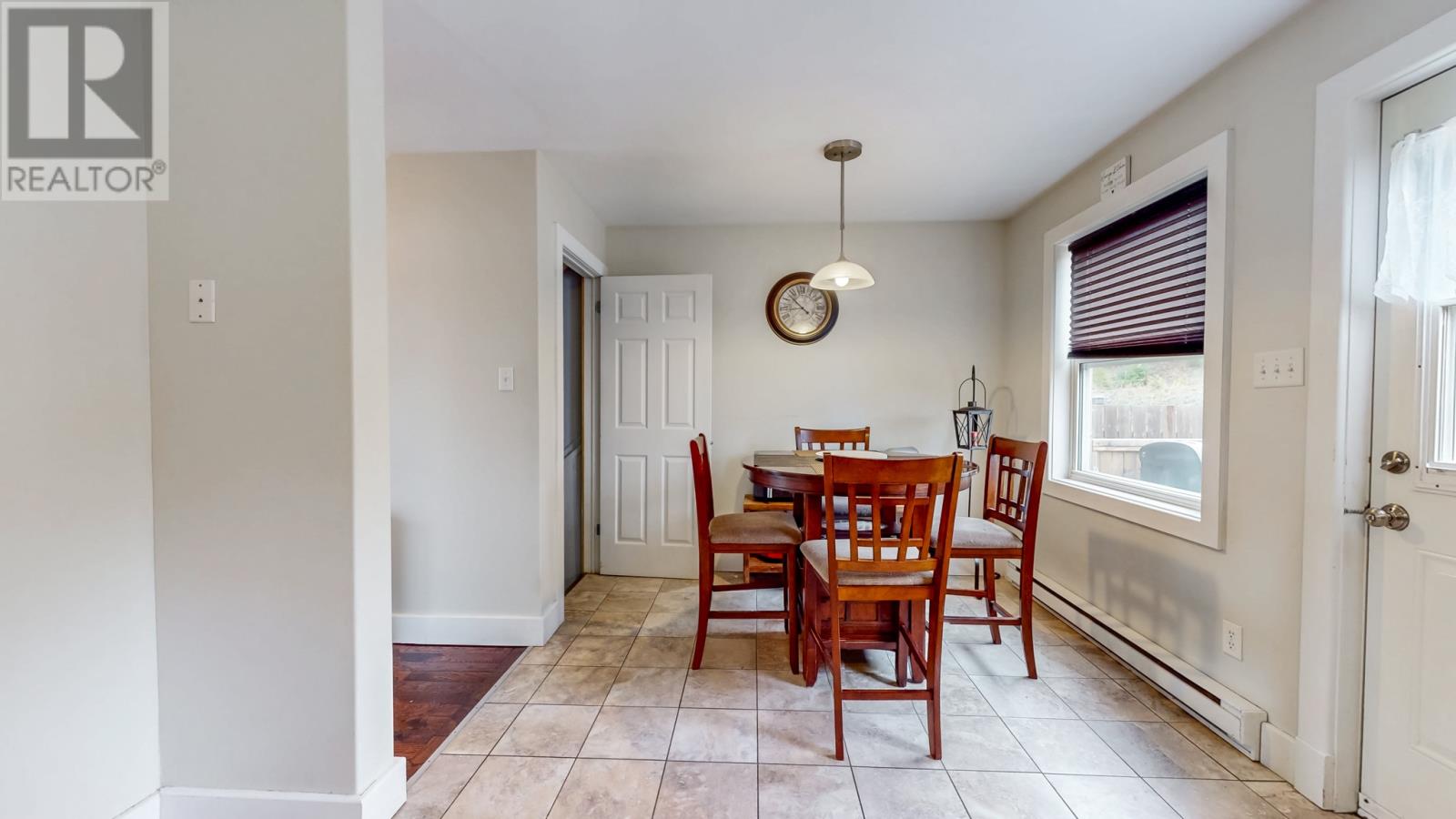 15 Maclaren Place Property Photo 6